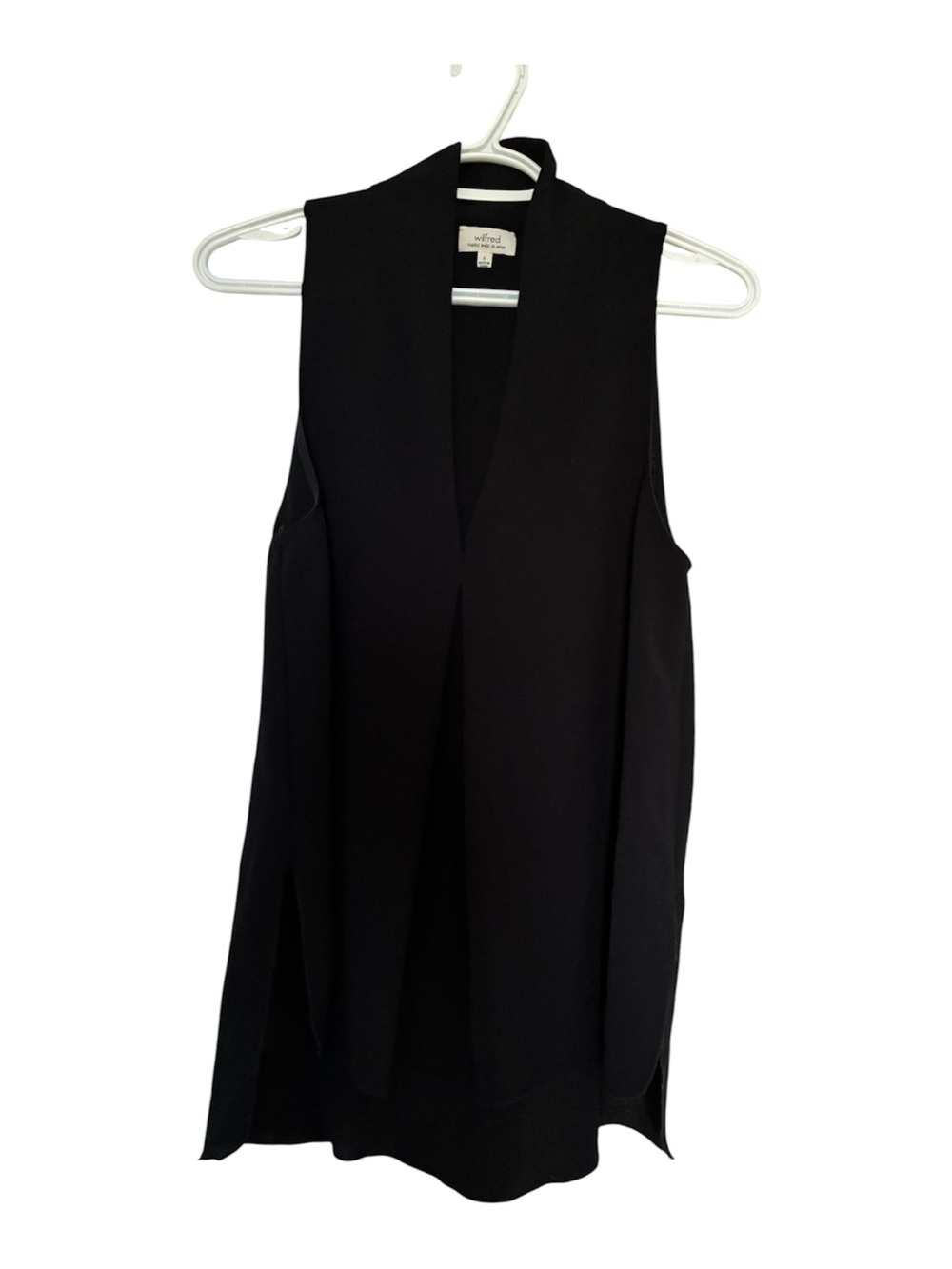 Wilfred Aritzia Black Draped Sleeveless Crepe Blouse V-Neck Top Sz S